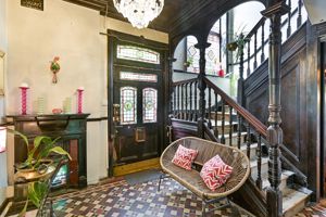 Entrance hall- click for photo gallery